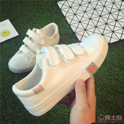 易步3038 春季新風尚，魔術貼女鞋引領休閑簡約潮流
